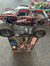 TRAXXAS HOSS 4X4 VXL 3S BLK/RD