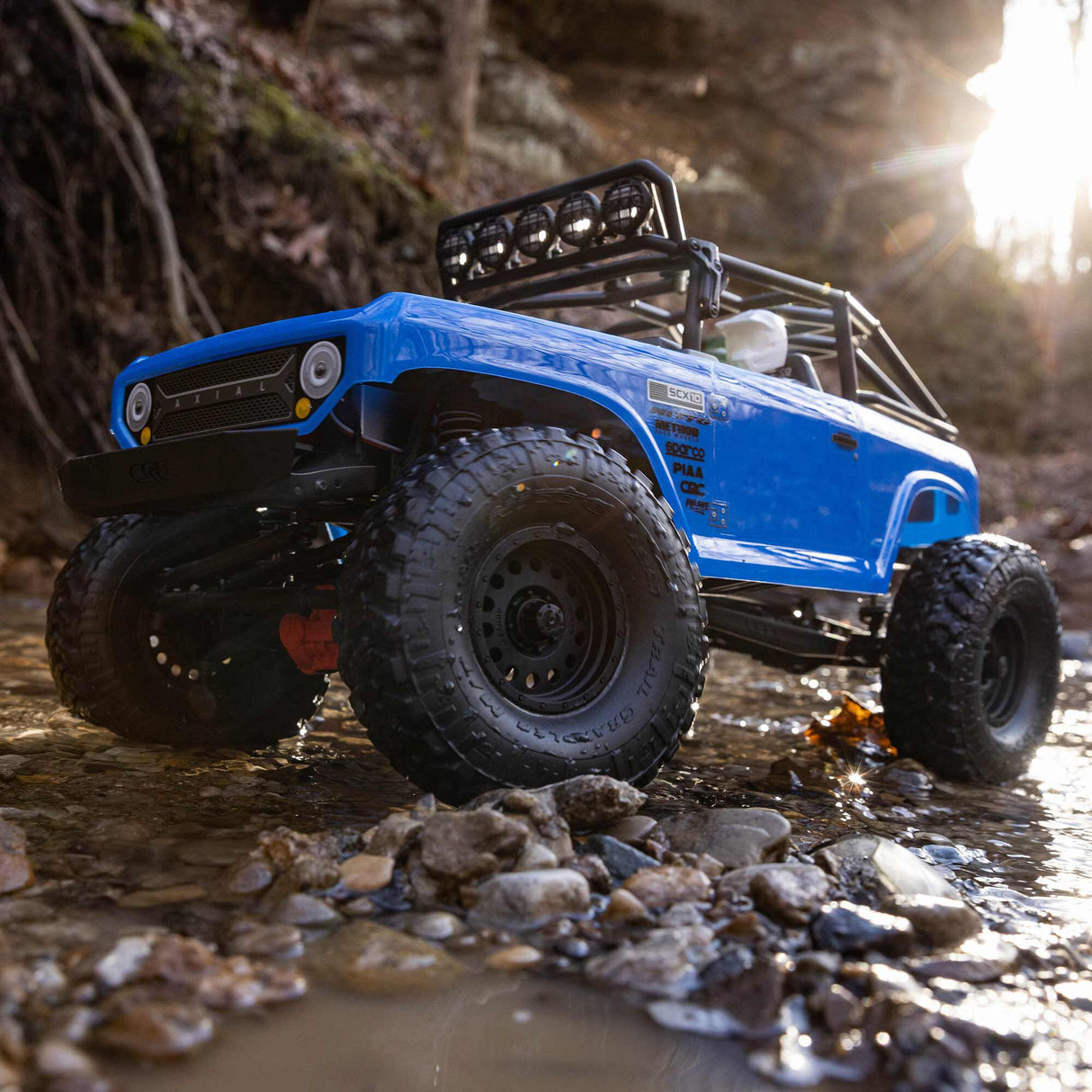 AXIAL SCX10 II DEADBOLT BLUE