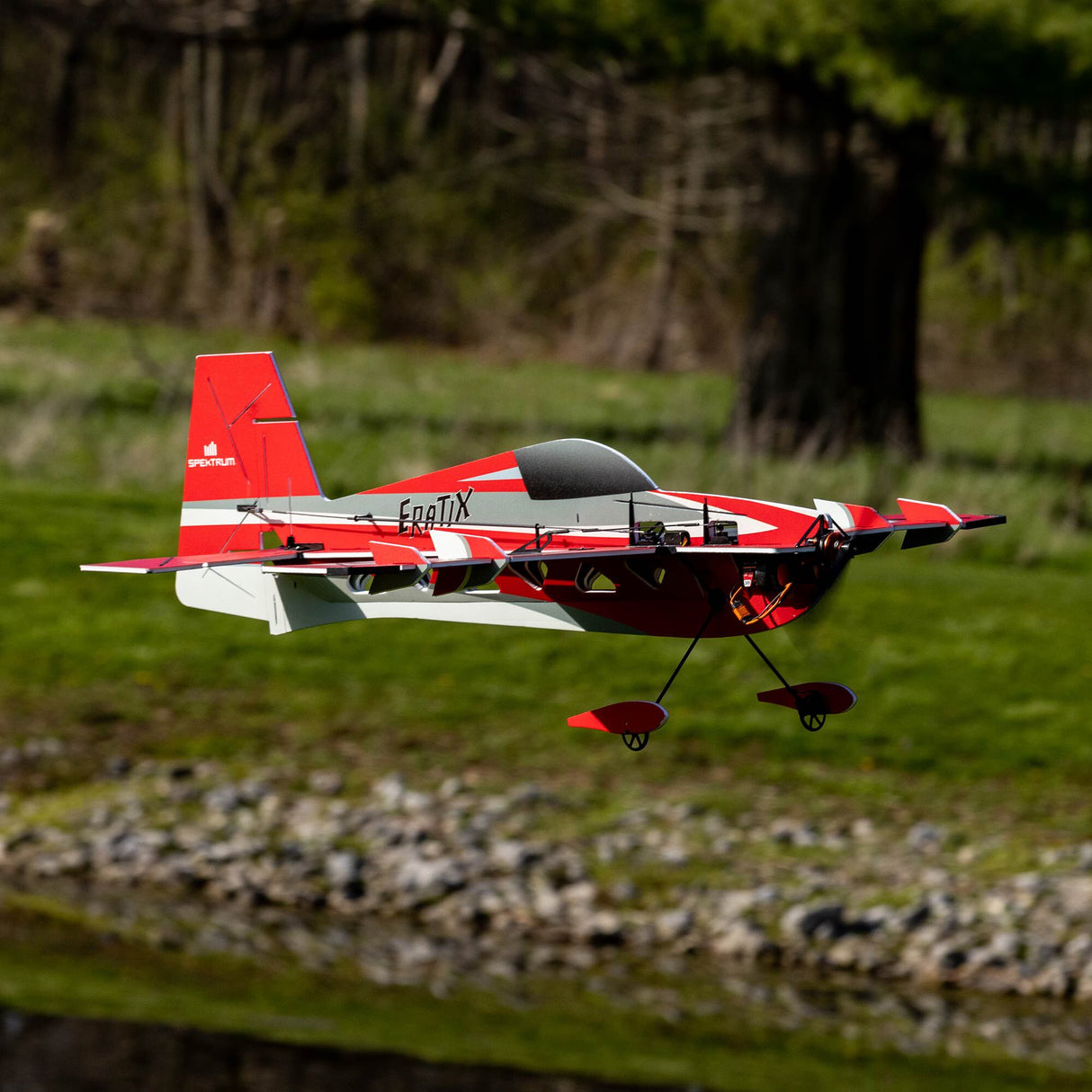 E-FLITE  ERATIX 3D FLAT FOAM