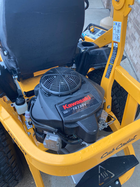 ZTX 5 60 CUB CADET ZERO TURN