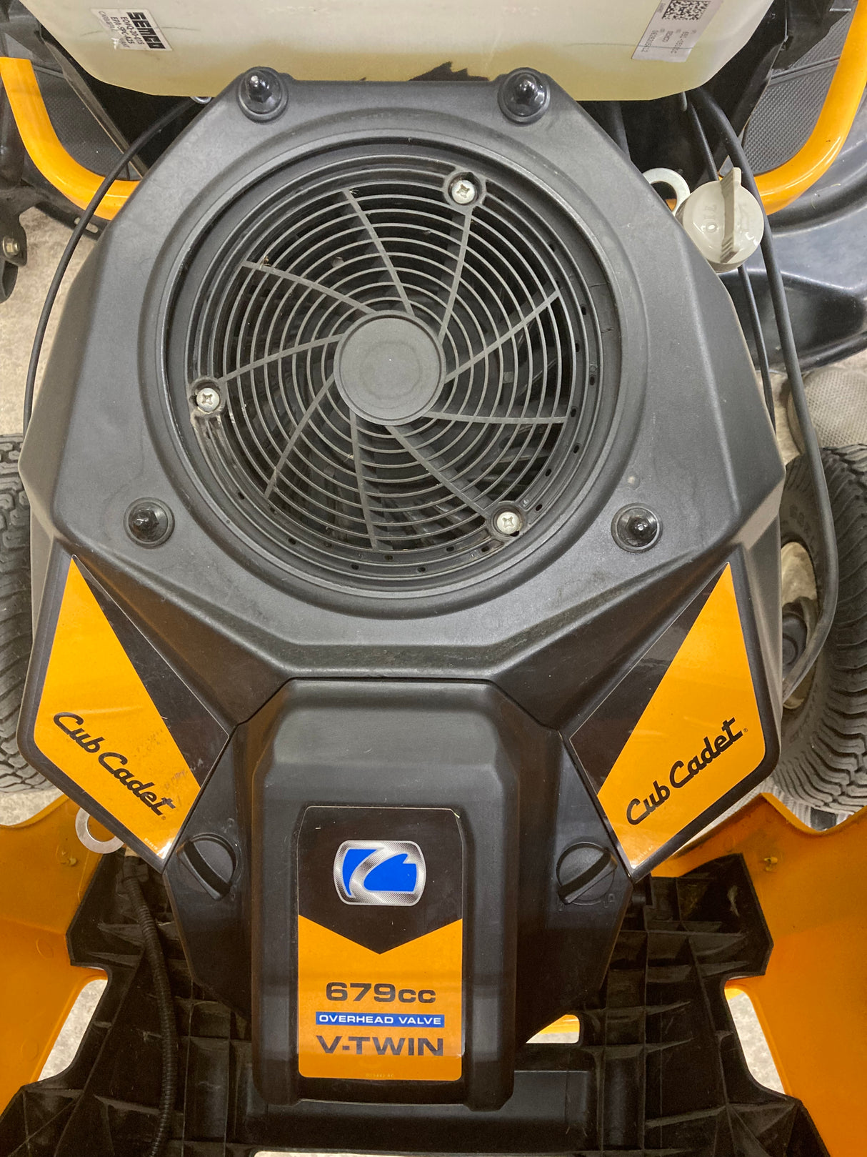 CUB CADET LX46