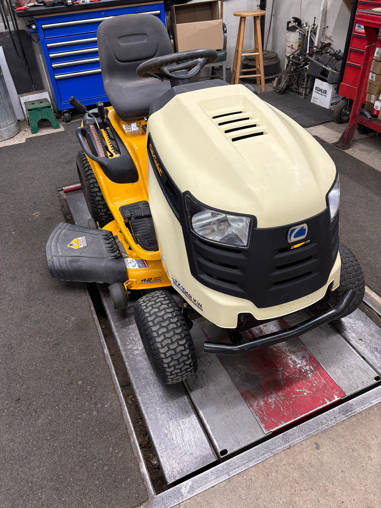 CUB CADET LTX1042