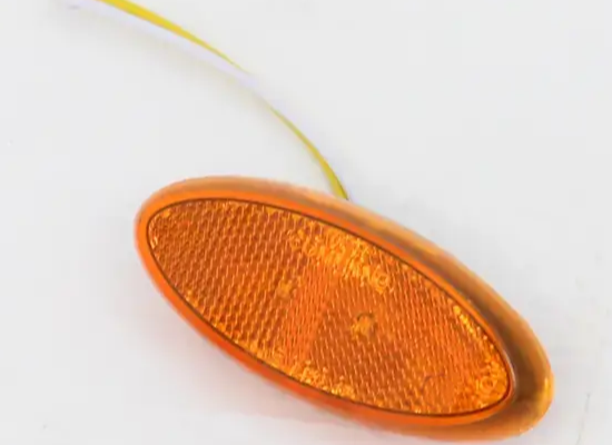 LED OVAL CLEARANCE LIGHT AMBER